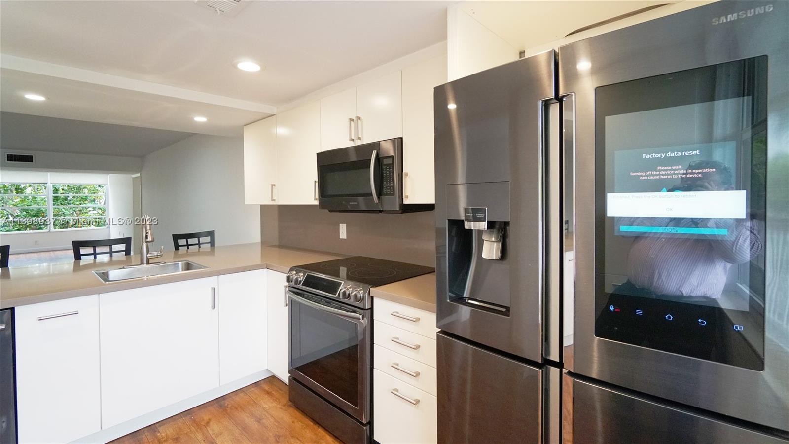 CONDO 27 OF WHITEHALL CON - Residential