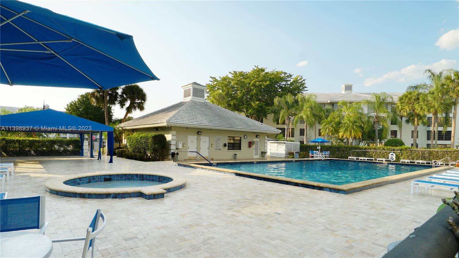 CONDO 27 OF WHITEHALL CON - Residential