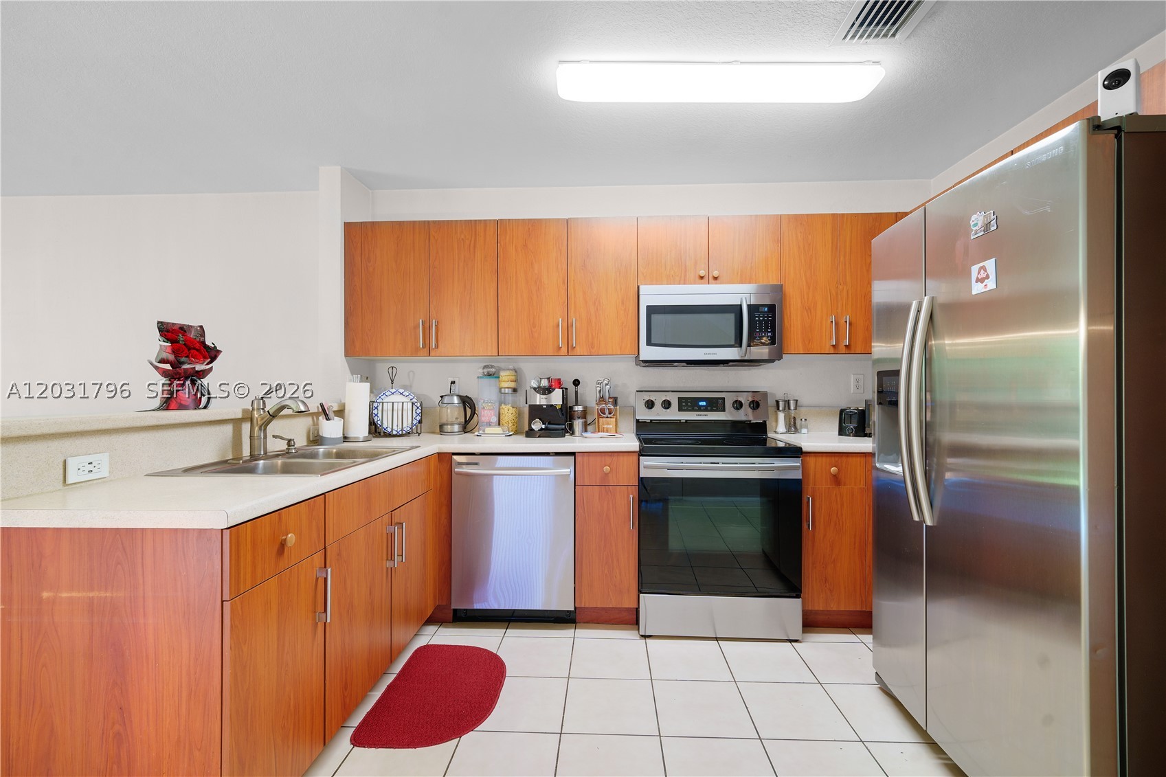 MELROSE POINT CONDO - Residential