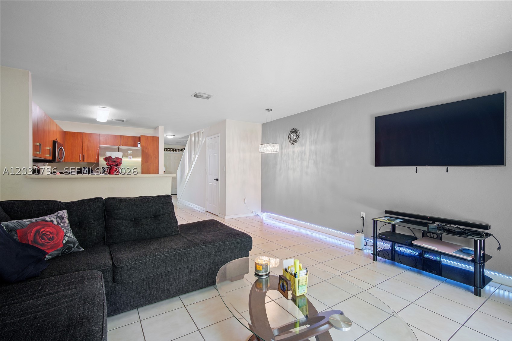 MELROSE POINT CONDO - Residential