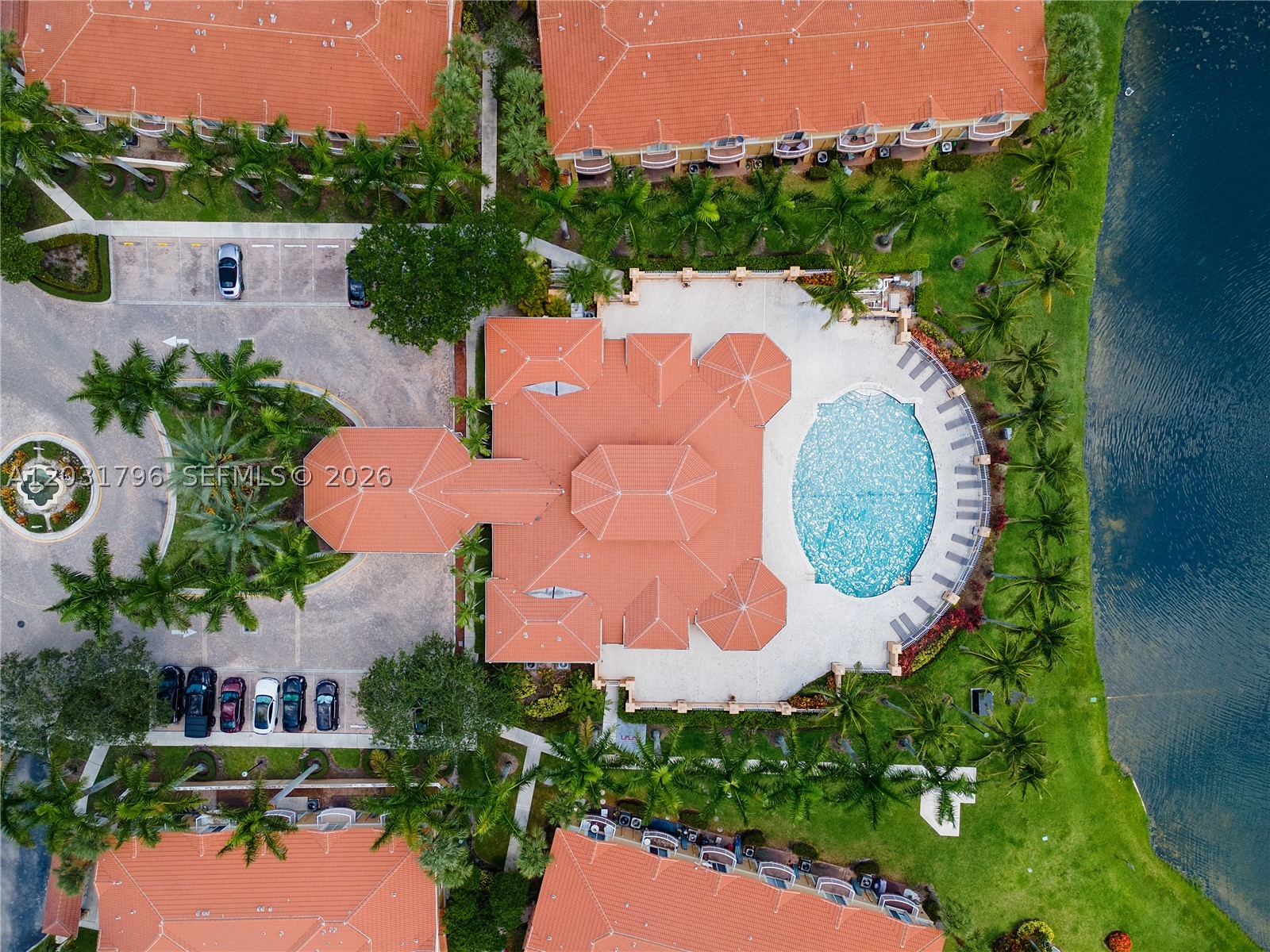 MELROSE POINT CONDO - Residential