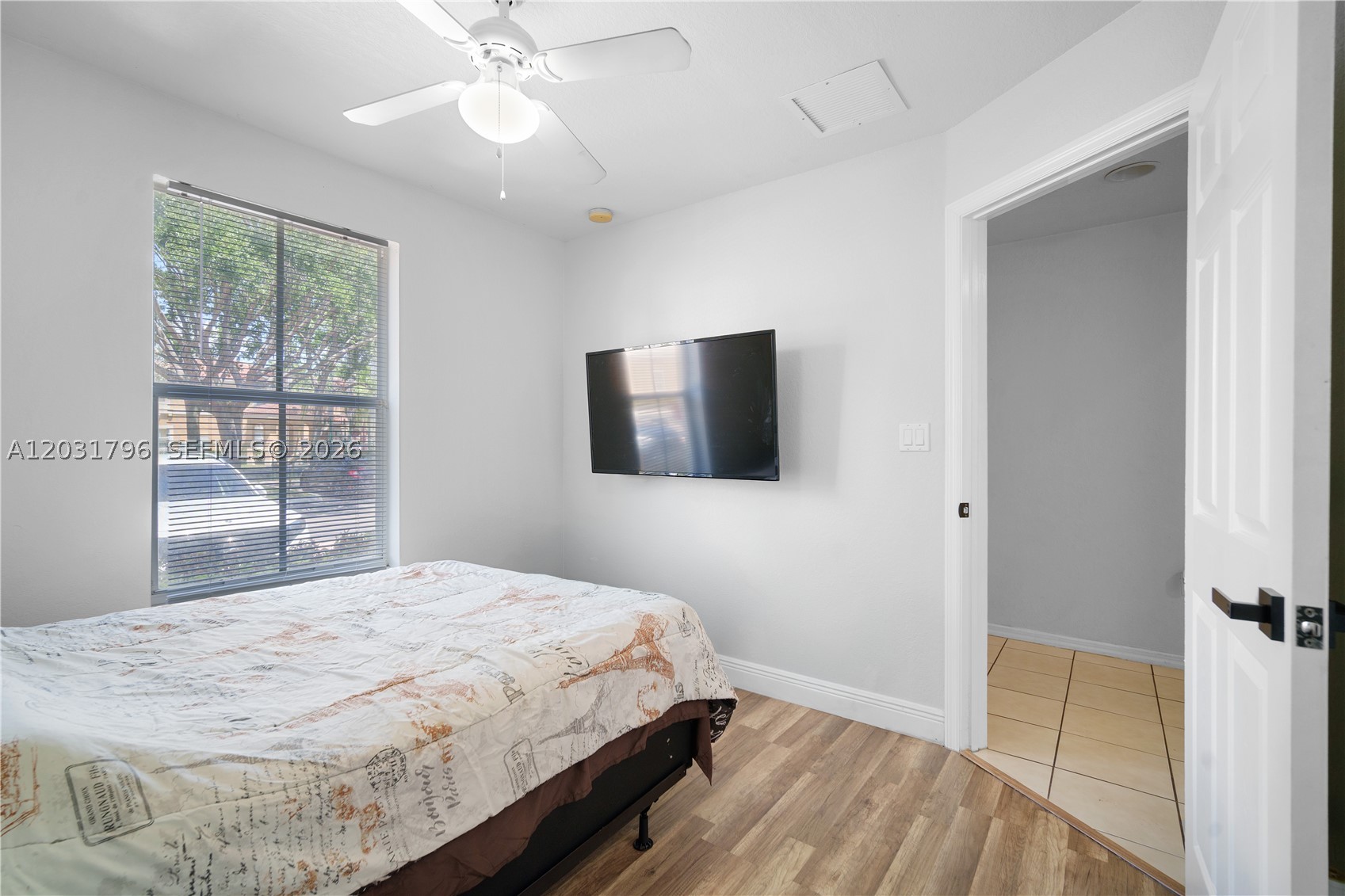 MELROSE POINT CONDO - Residential