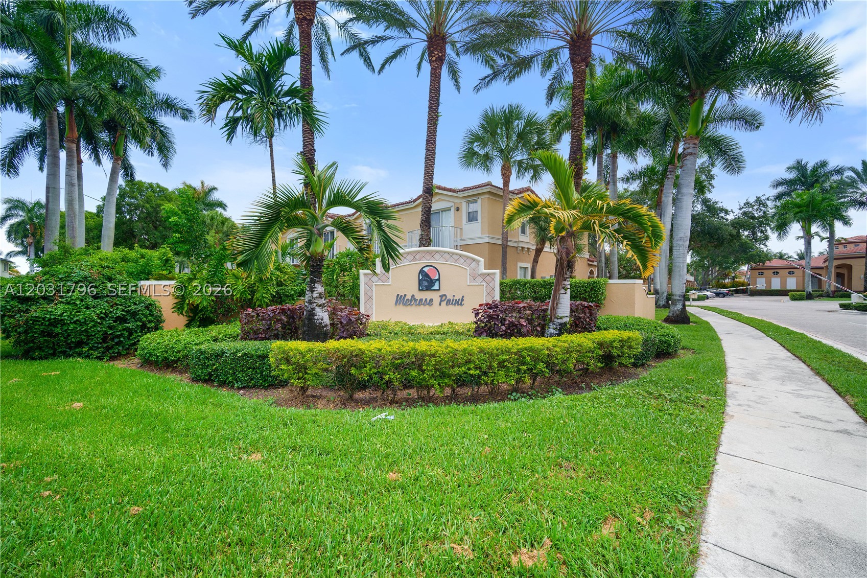 MELROSE POINT CONDO - Residential