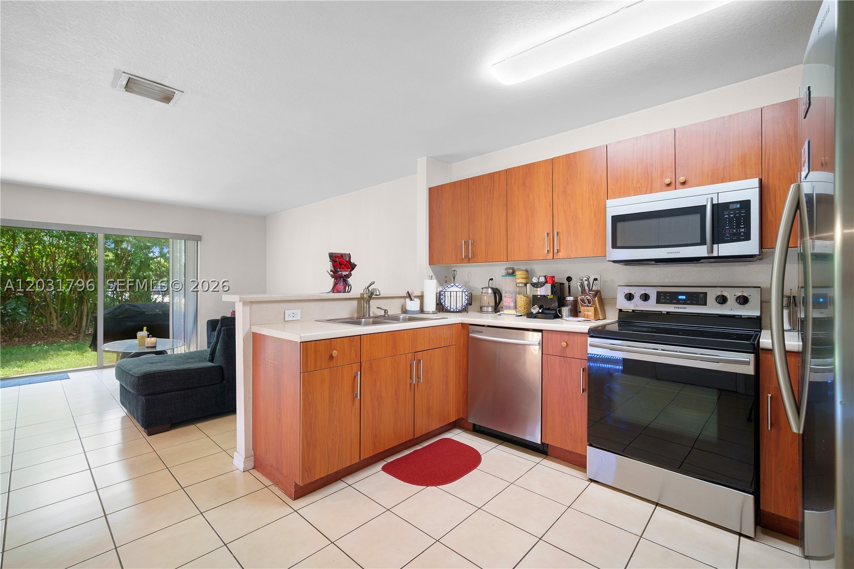 MELROSE POINT CONDO - Residential