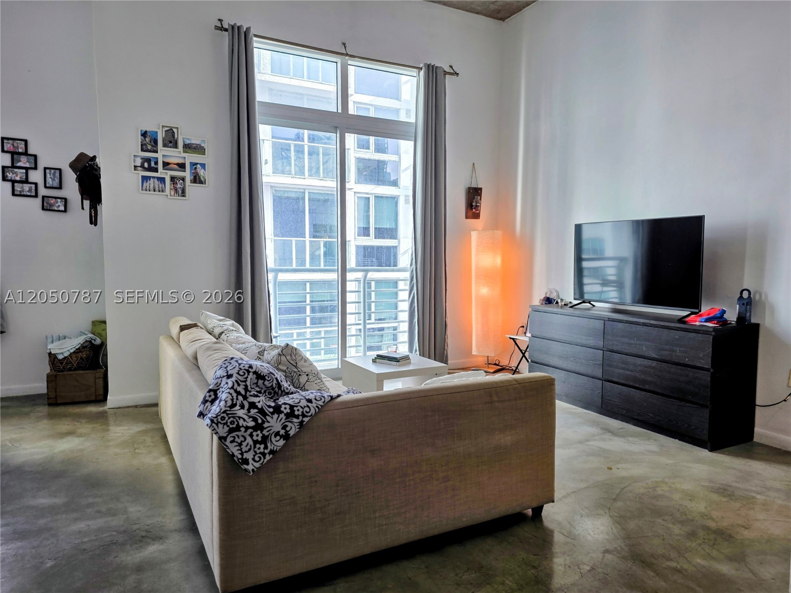 THE LOFT DOWNTOWN CONDO - Residential