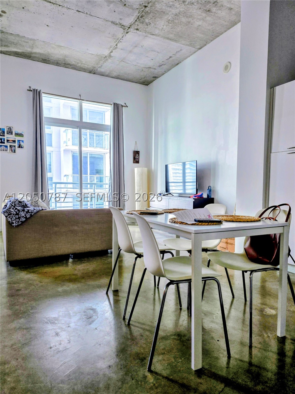 THE LOFT DOWNTOWN CONDO - Residential