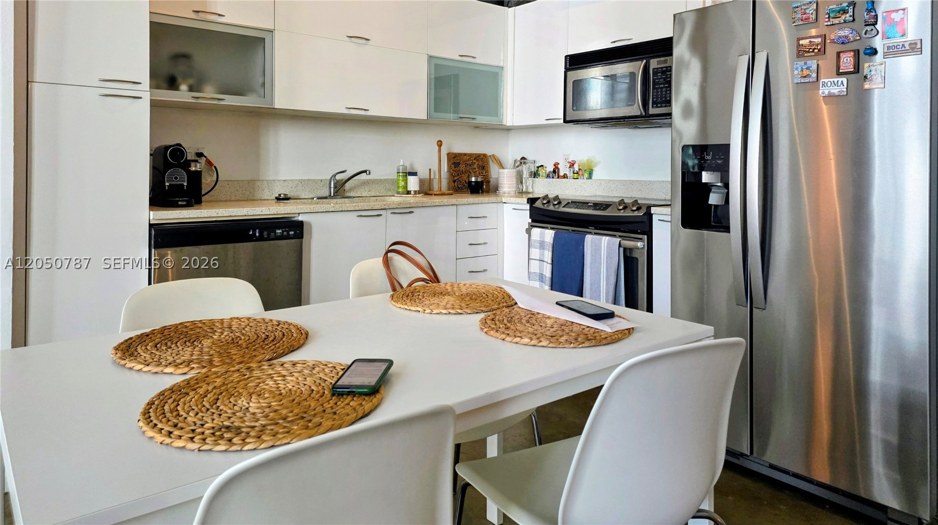THE LOFT DOWNTOWN CONDO - Residential