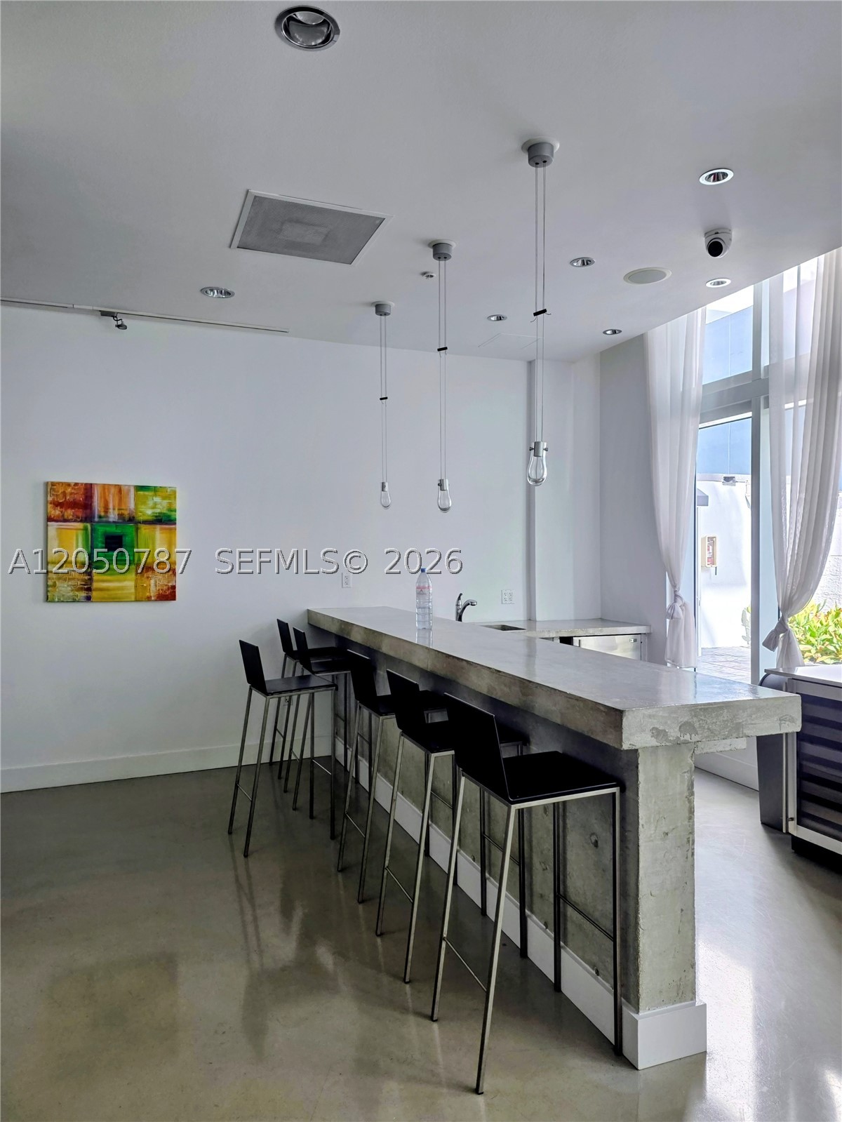 THE LOFT DOWNTOWN CONDO - Residential