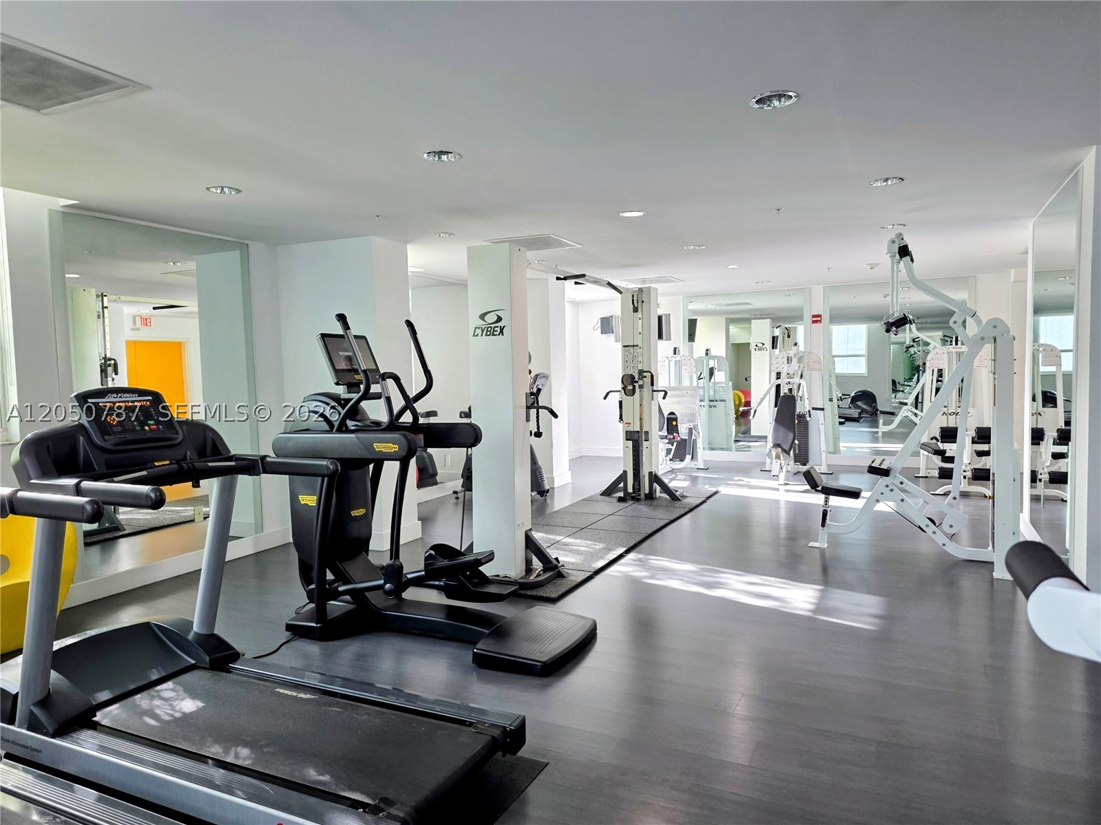 THE LOFT DOWNTOWN CONDO - Residential