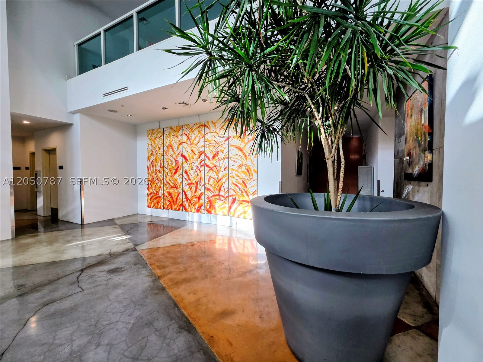 THE LOFT DOWNTOWN CONDO - Residential
