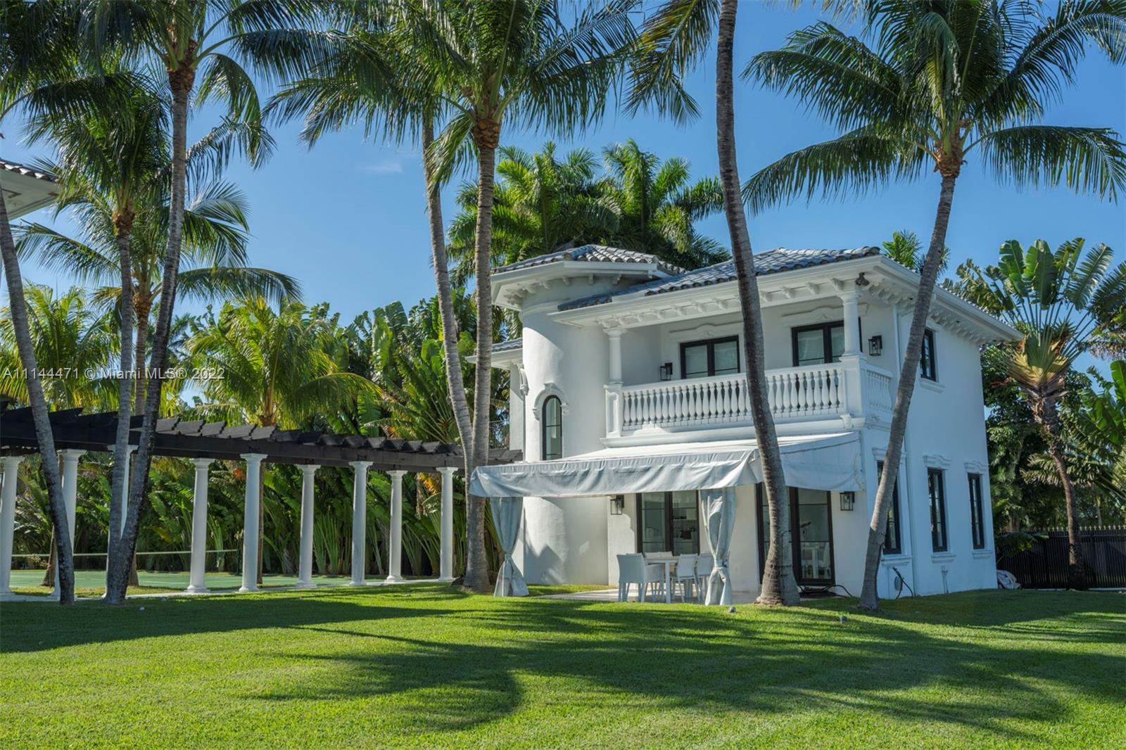 HOLLYWOOD LAKES SEC - Residential