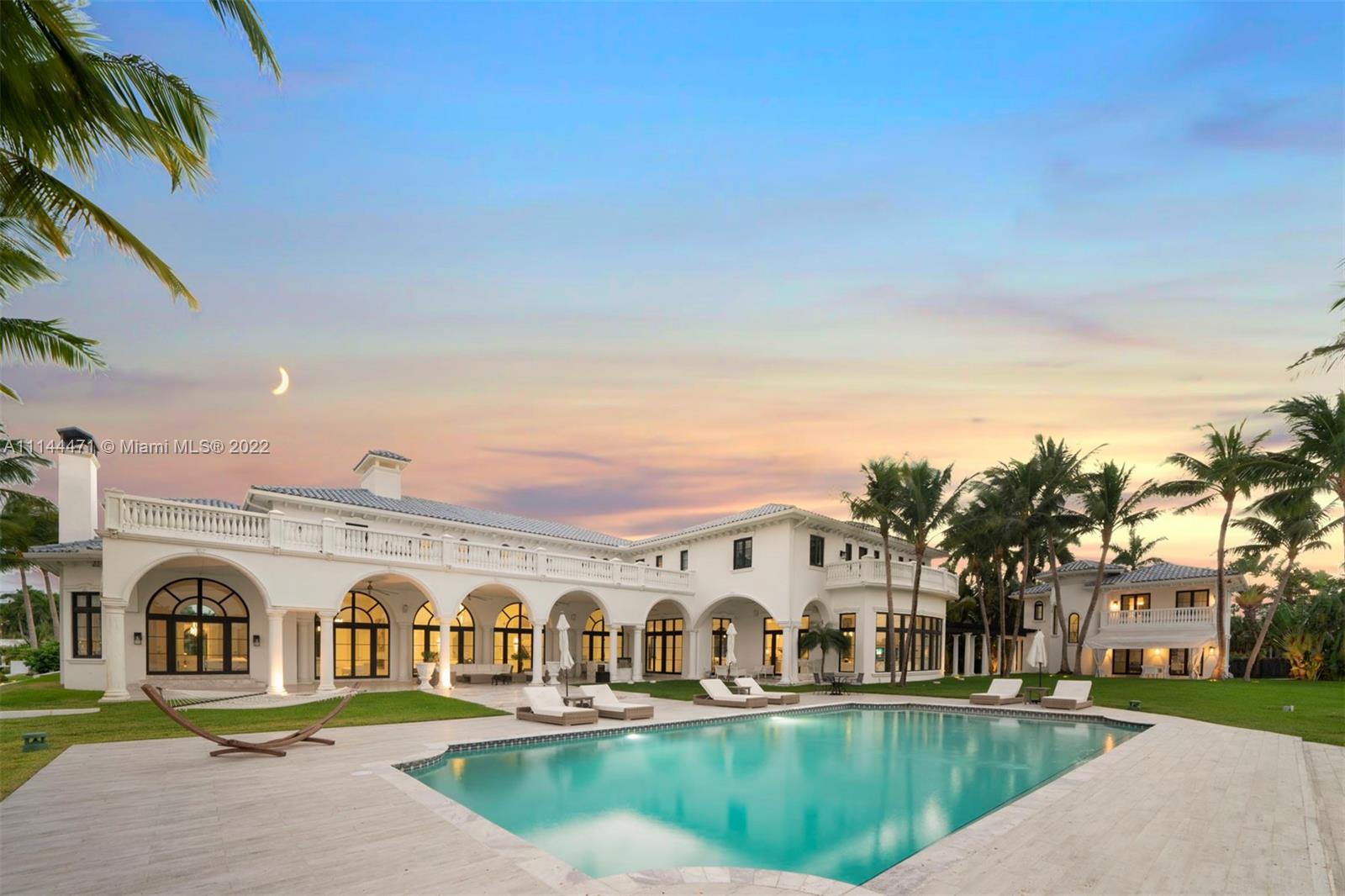 HOLLYWOOD LAKES SEC - Residential