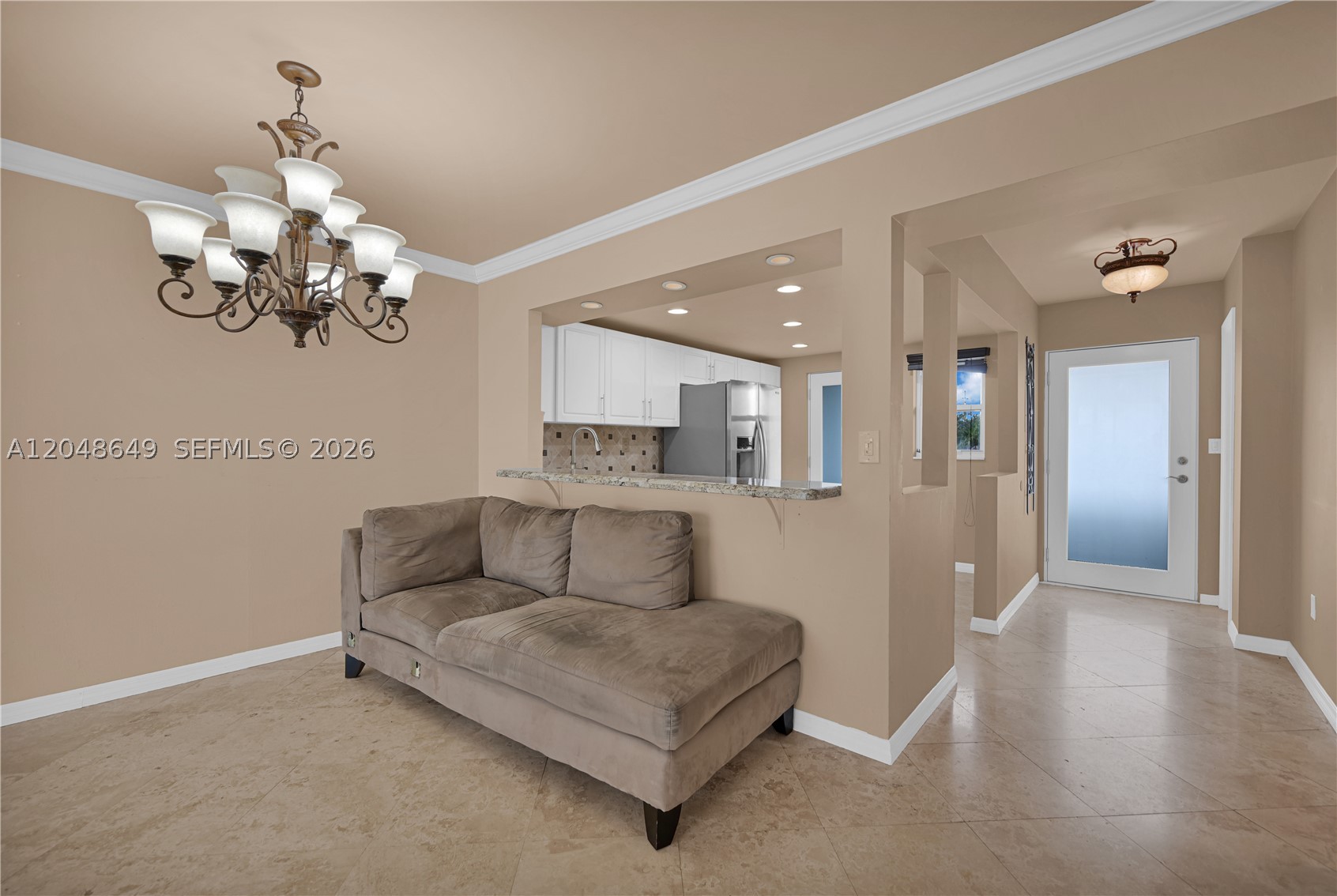ROYAL BAHAMIAN WEST - Residential