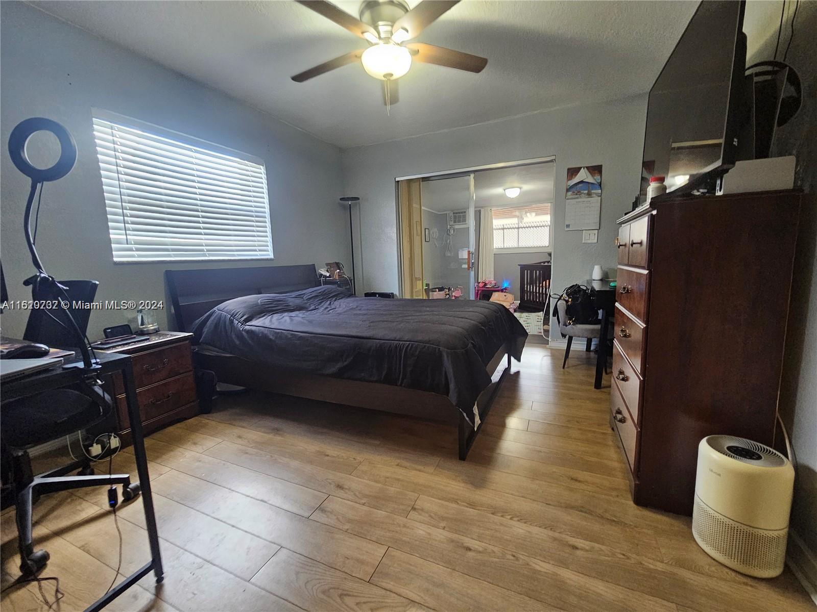 CRYSTAL LAKE 4TH SEC - Residential