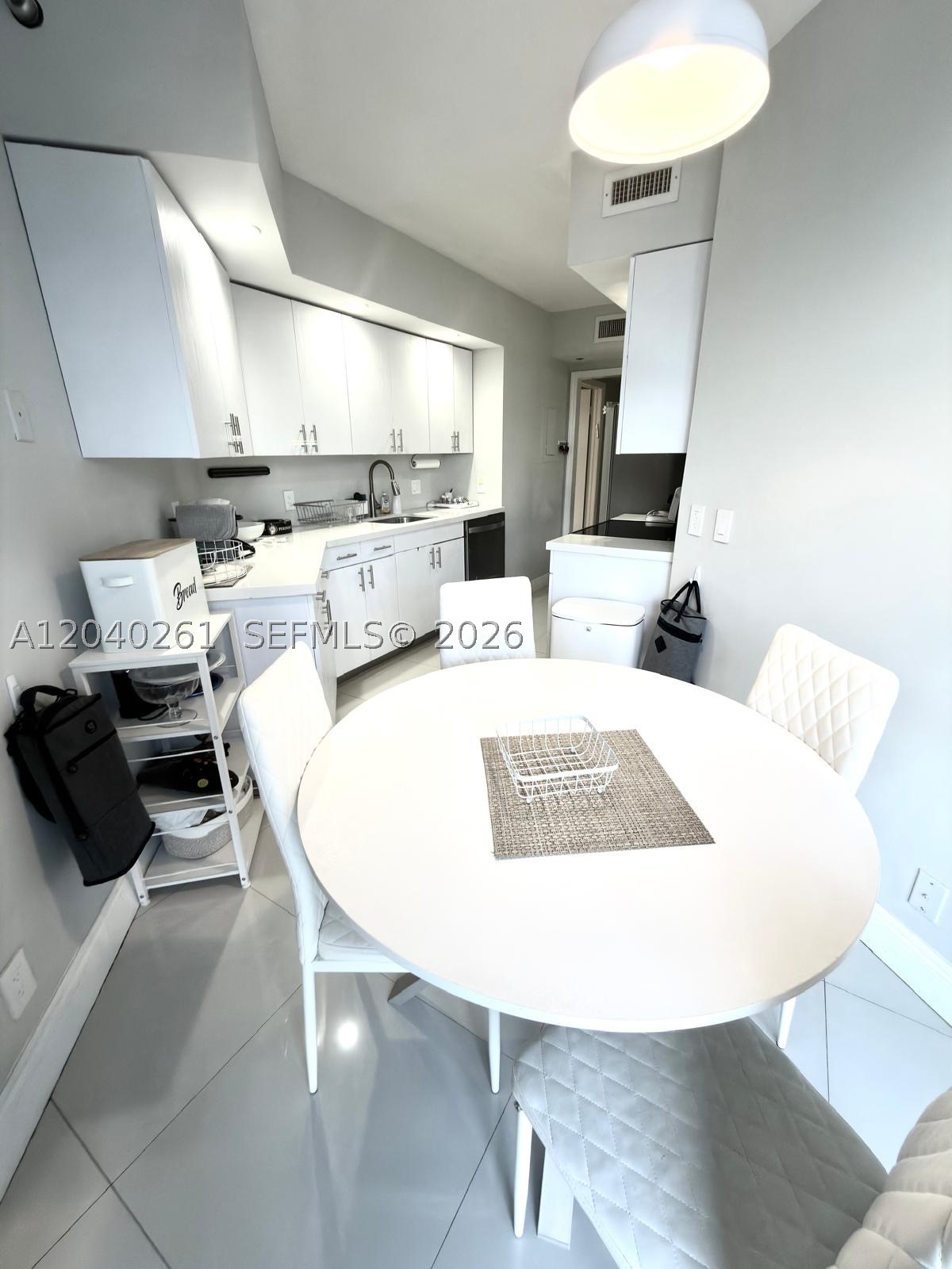 PORTSVIEW @ THE WATERWAYS - Residential