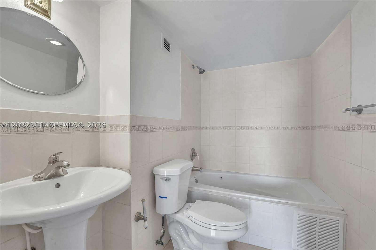 BRICKELL BISCAYNE CONDO - Residential Lease