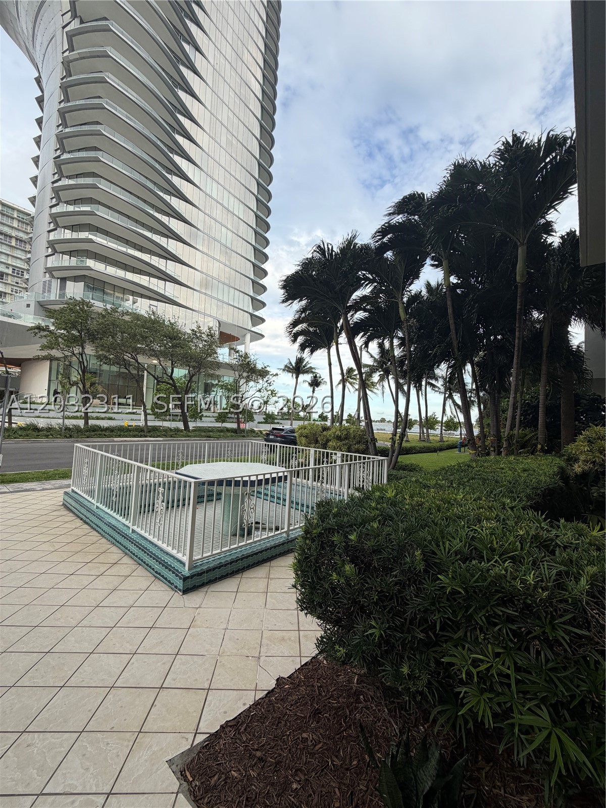 BRICKELL BISCAYNE CONDO - Residential Lease
