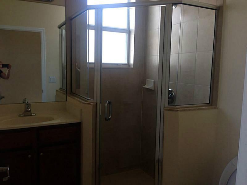 KENDALL SQUARE - Residential Lease