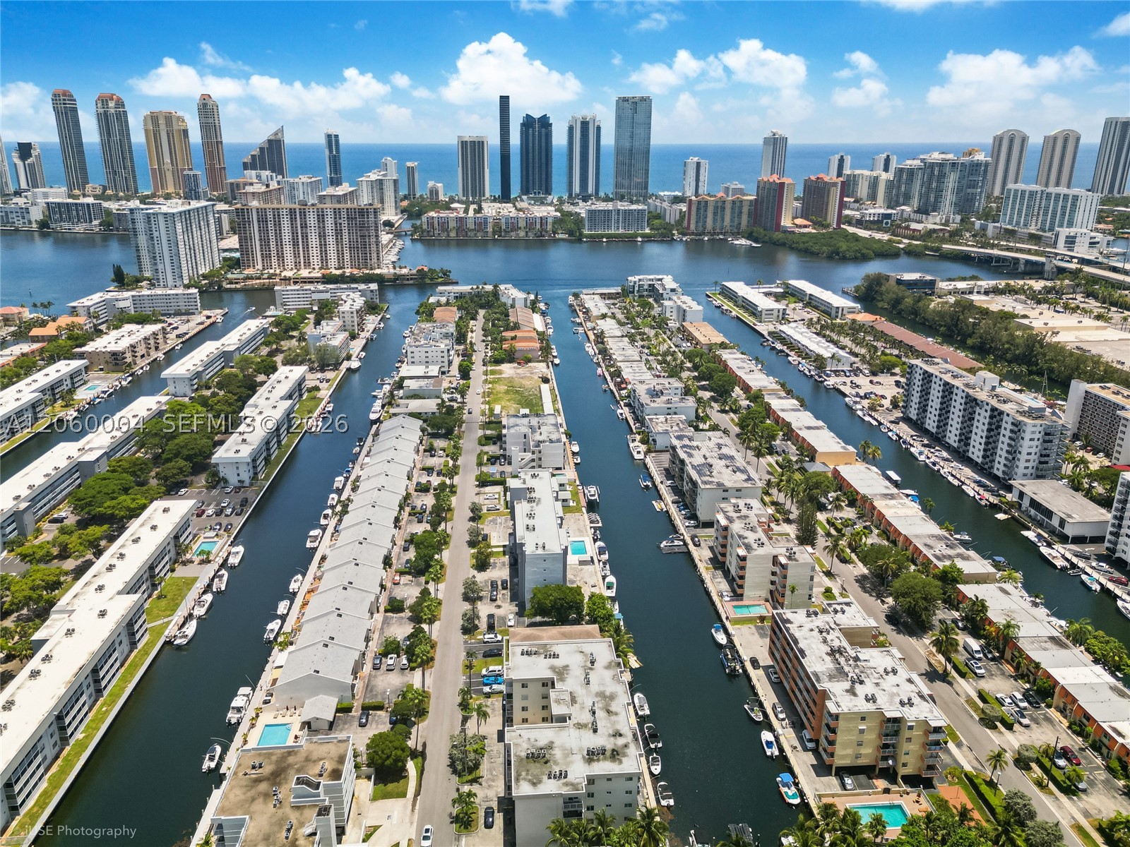 VENICE ISLE CONDO - Residential