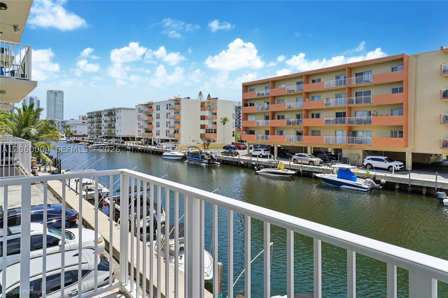 VENICE ISLE CONDO - Residential