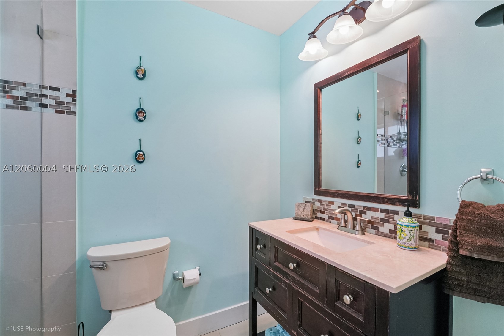 VENICE ISLE CONDO - Residential