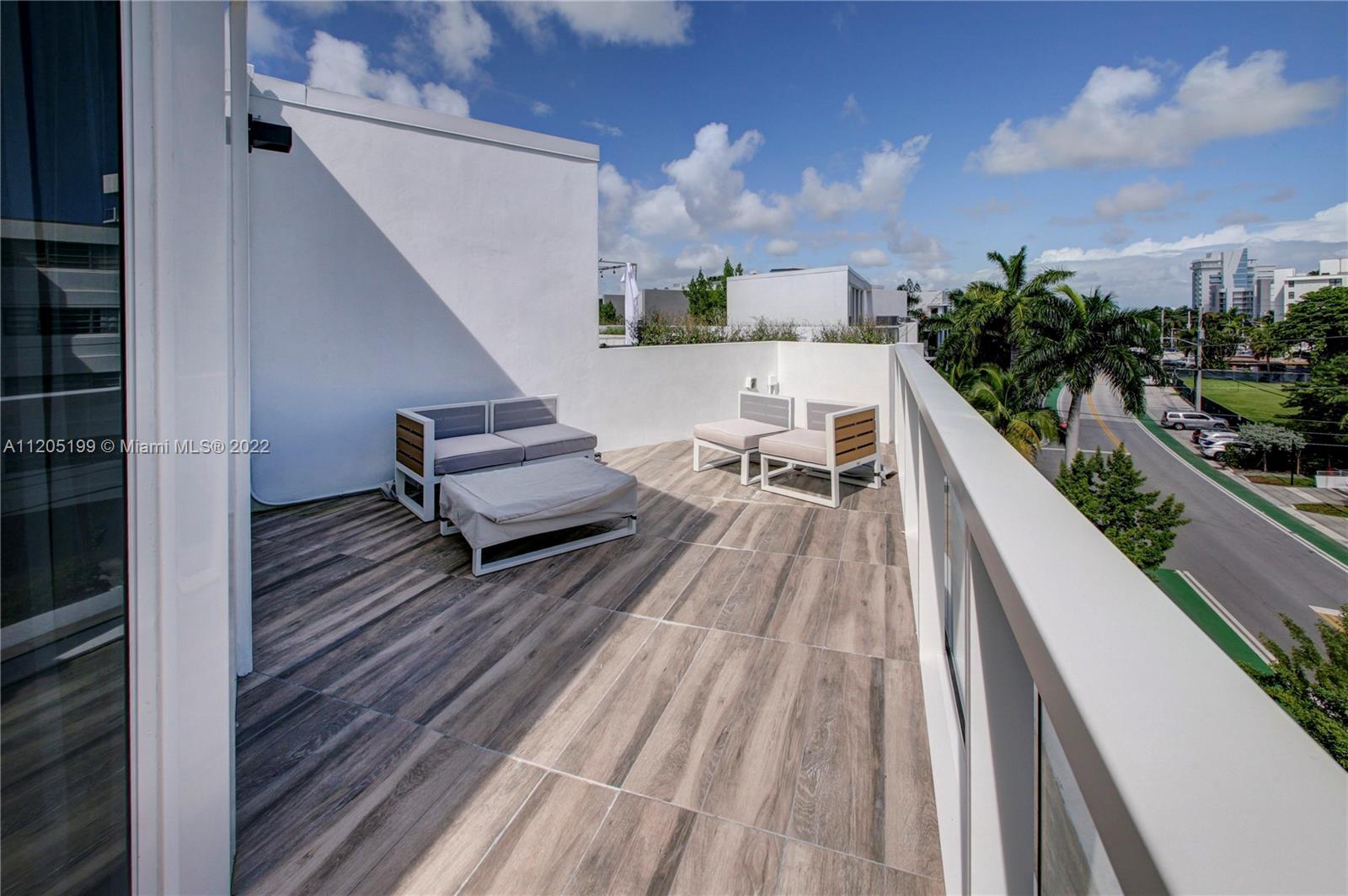 BAY HARBOR ISLAND - Residential Lease