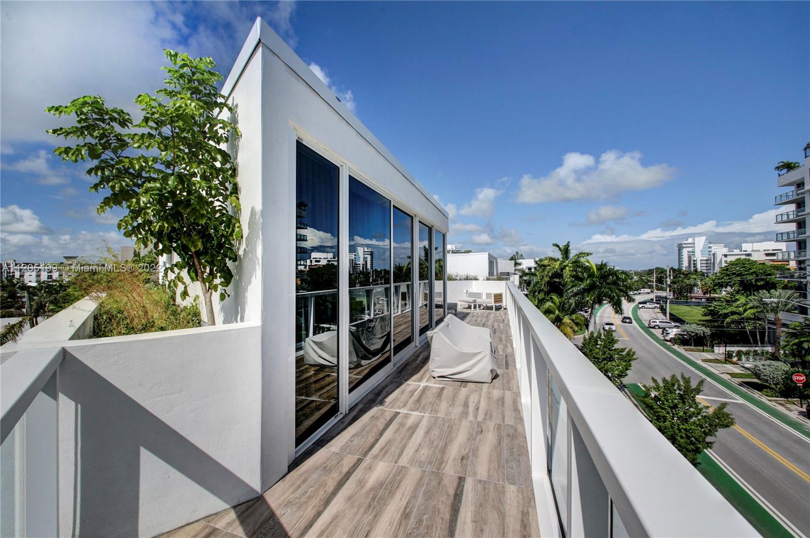 BAY HARBOR ISLAND - Residential Lease