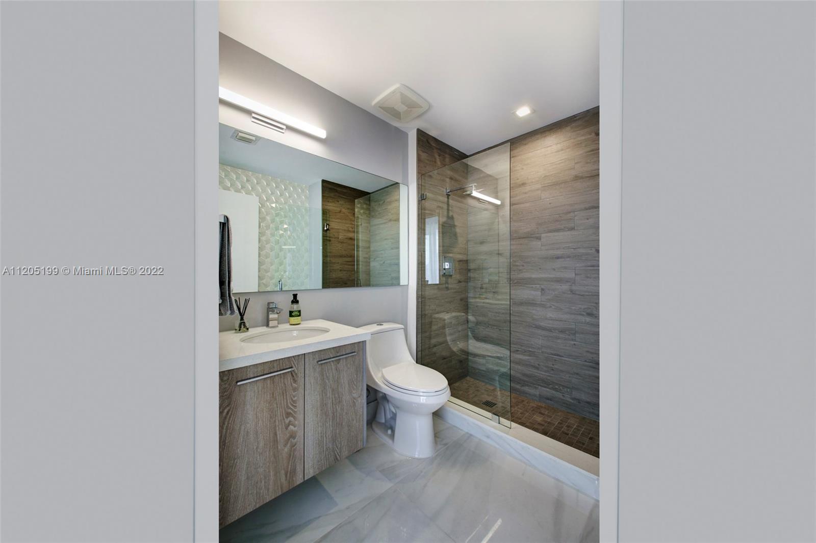 BAY HARBOR ISLAND - Residential Lease