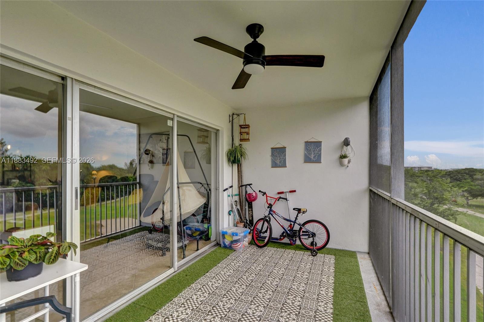 NO 10 PALM-AIRE COUNTRY C - Residential
