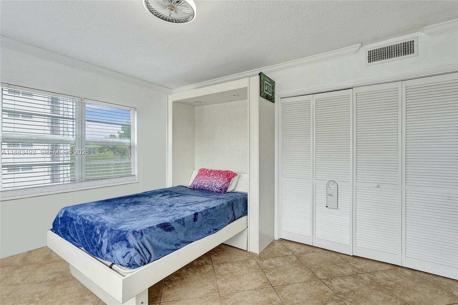 NO 10 PALM-AIRE COUNTRY C - Residential