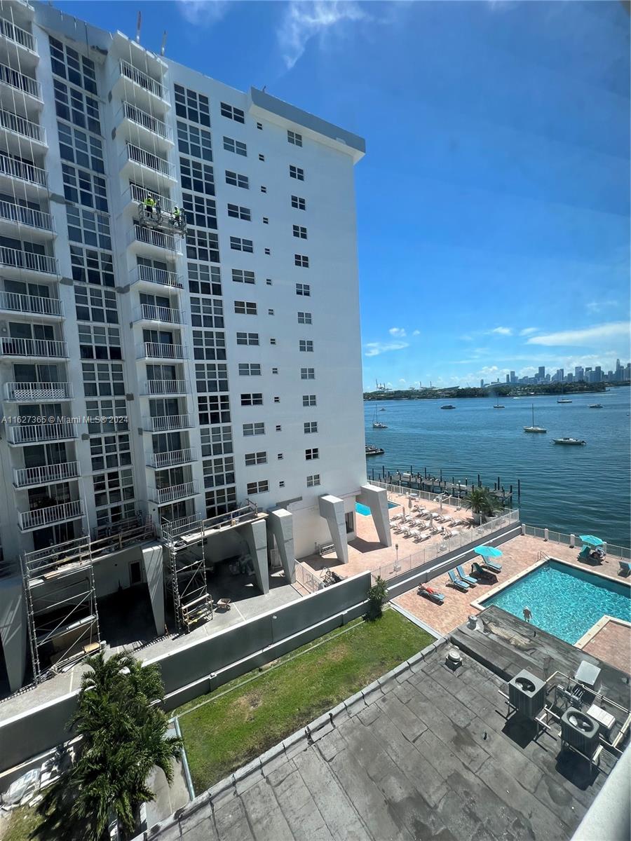 BAY GARDEN MANOR CONDO - Residential Lease