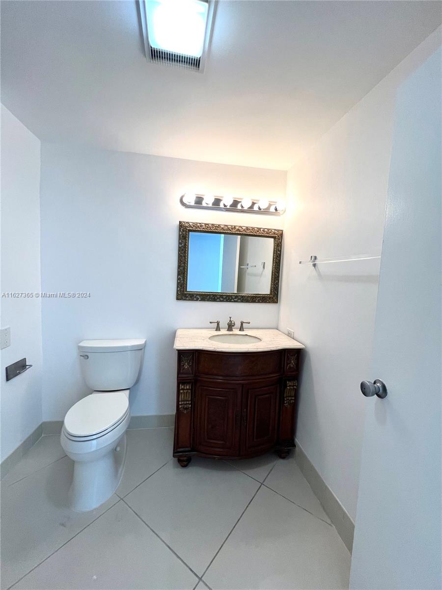 BAY GARDEN MANOR CONDO - Residential Lease