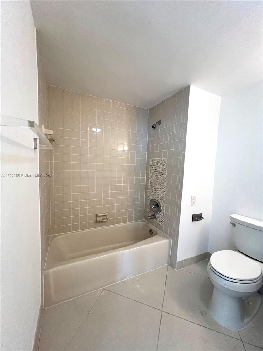 BAY GARDEN MANOR CONDO - Residential Lease