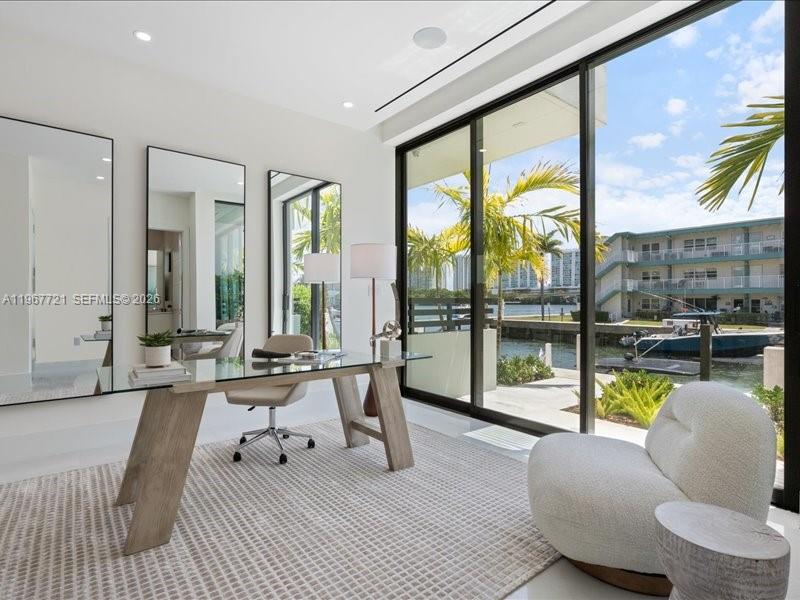 EASTERN SHORES 2ND ADDN - Residential