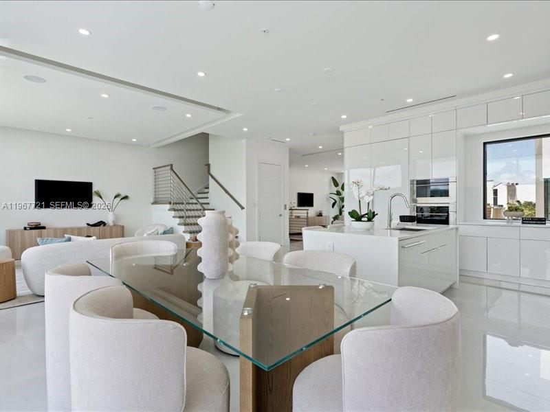 EASTERN SHORES 2ND ADDN - Residential