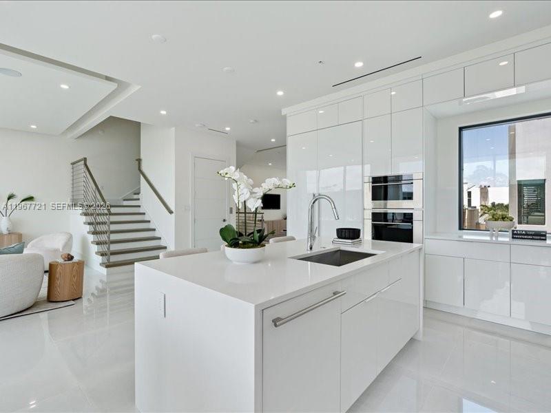 EASTERN SHORES 2ND ADDN - Residential
