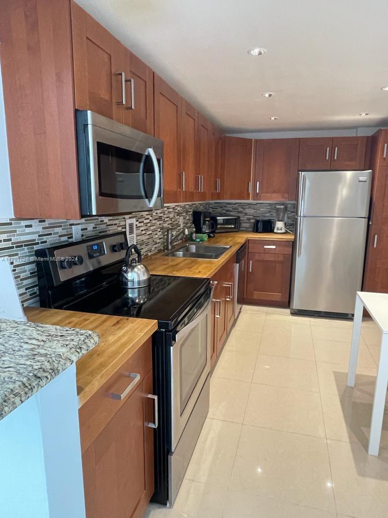 TIDES ON HOLLYWOOD BEACH - Residential