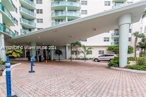 TIDES ON HOLLYWOOD BEACH - Residential