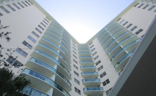 TIDES ON HOLLYWOOD BEACH - Residential