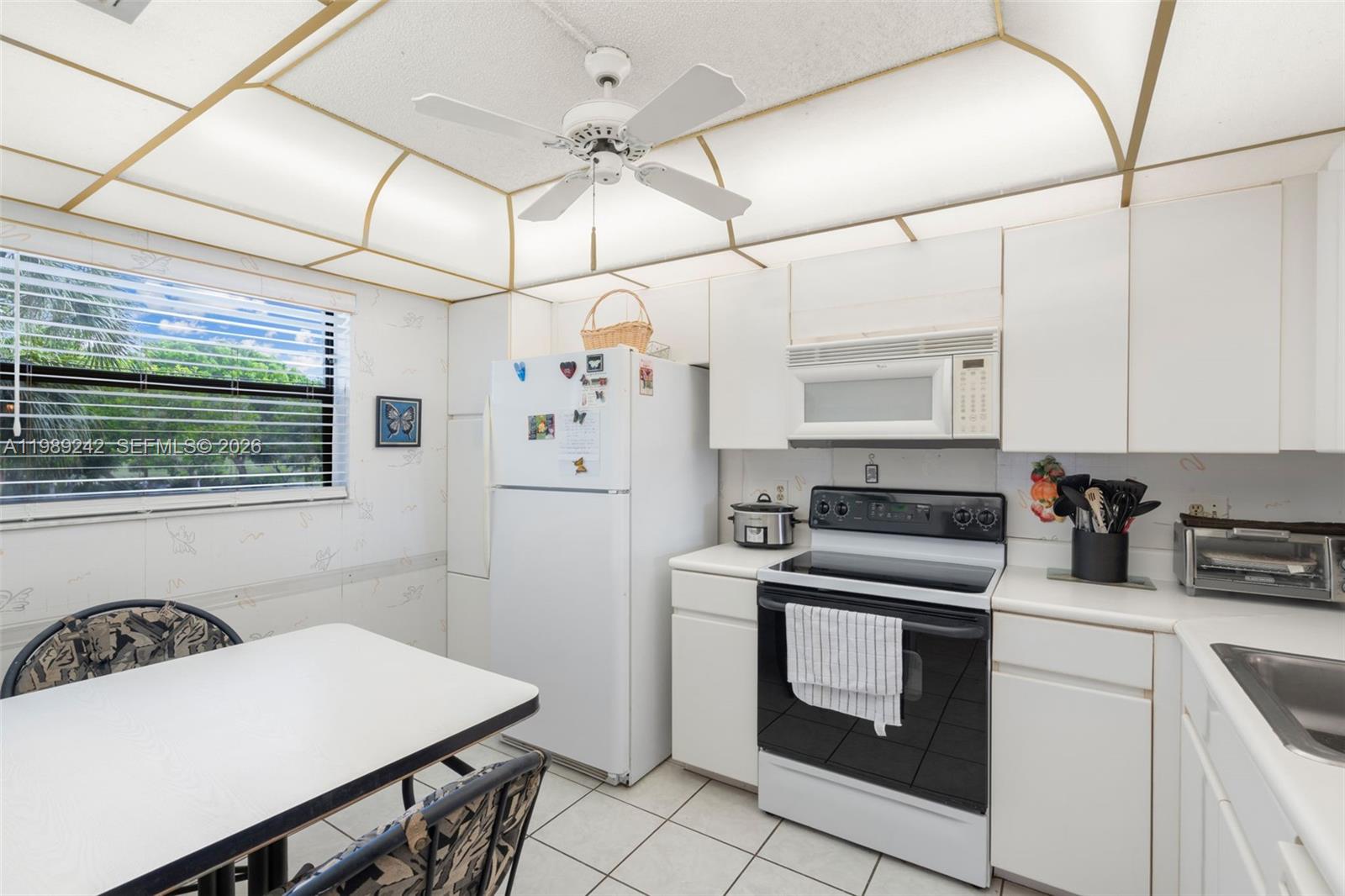 LAKES OF ENVIRON CONDO - Residential