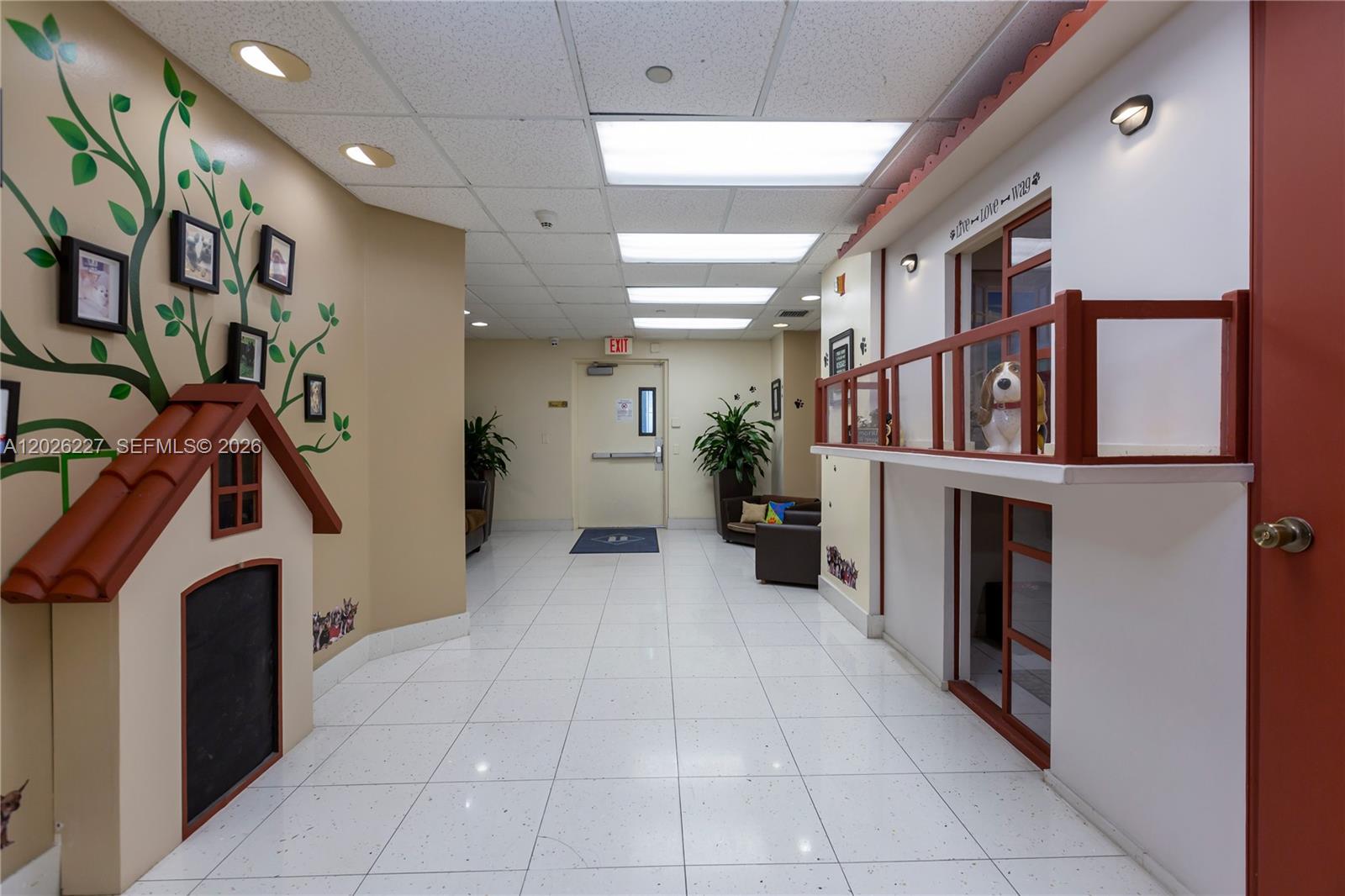 BLUE DIAMOND CONDO - Residential Lease