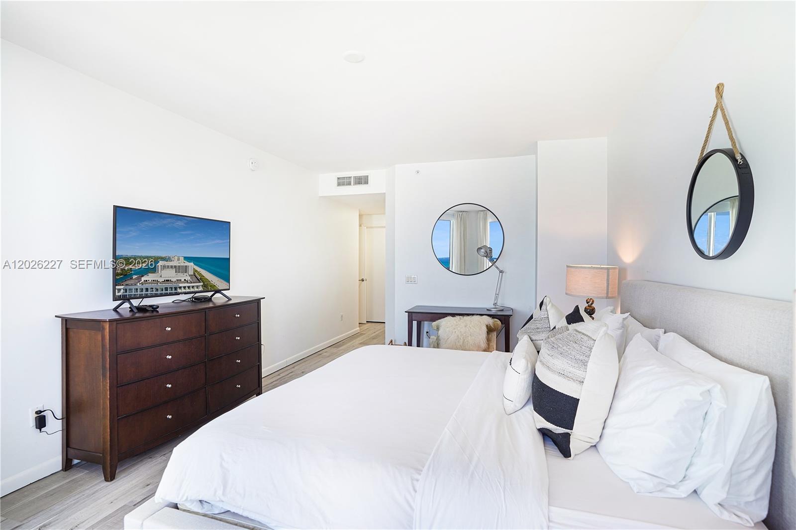 BLUE DIAMOND CONDO - Residential Lease