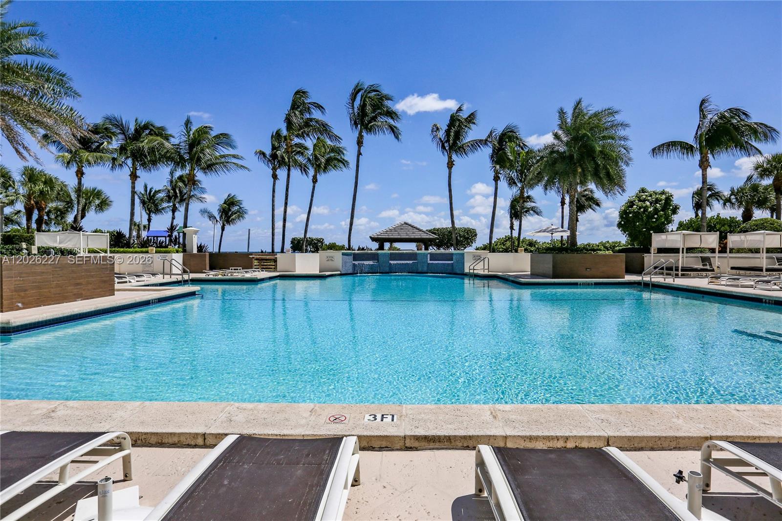 BLUE DIAMOND CONDO - Residential Lease