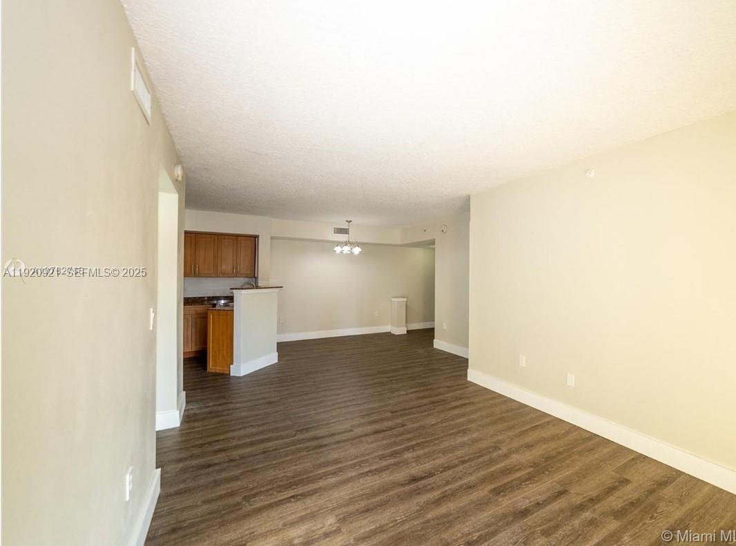 THE OAKS AT MIAMI GARDENS - Residential