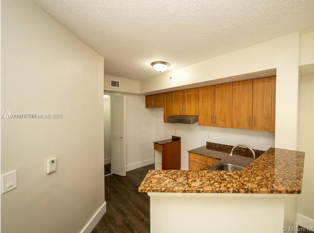 THE OAKS AT MIAMI GARDENS - Residential