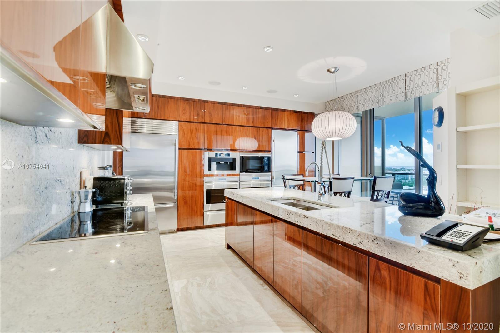 ST. REGIS - Residential