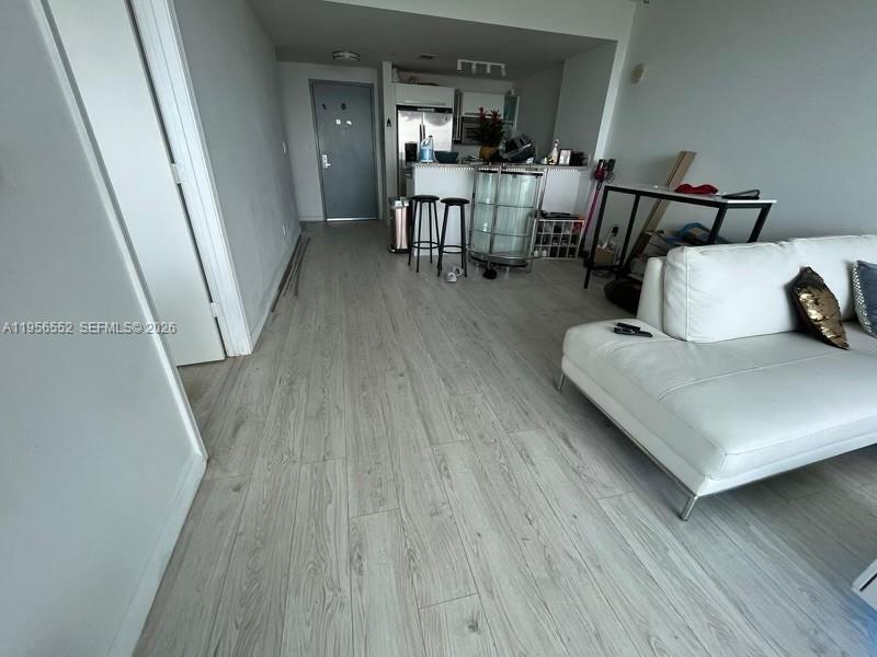 BLUE CONDO - Residential