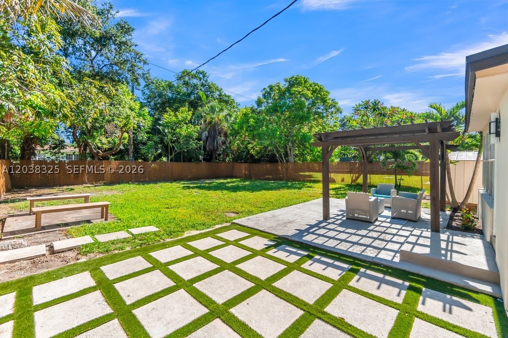 ELBARODA GROVE - Residential