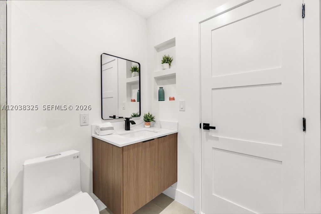 ELBARODA GROVE - Residential