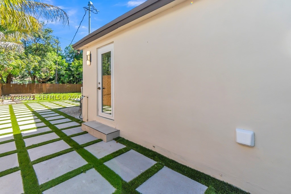 ELBARODA GROVE - Residential